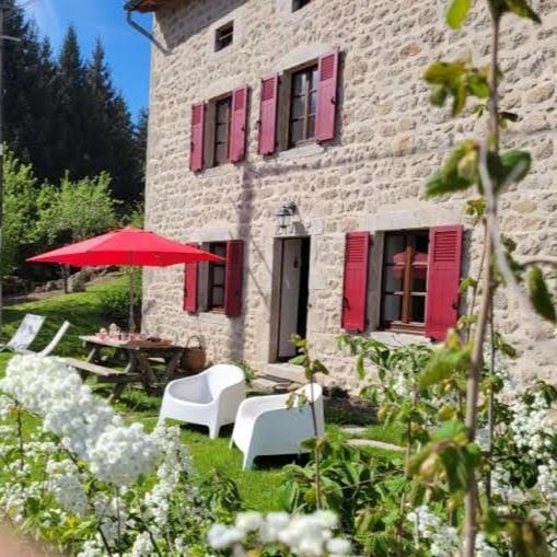 Se Reconnecter A La Nature Au Gite 3 Etoiles De Montager A Saint Andre De Chalencon Экстерьер фото