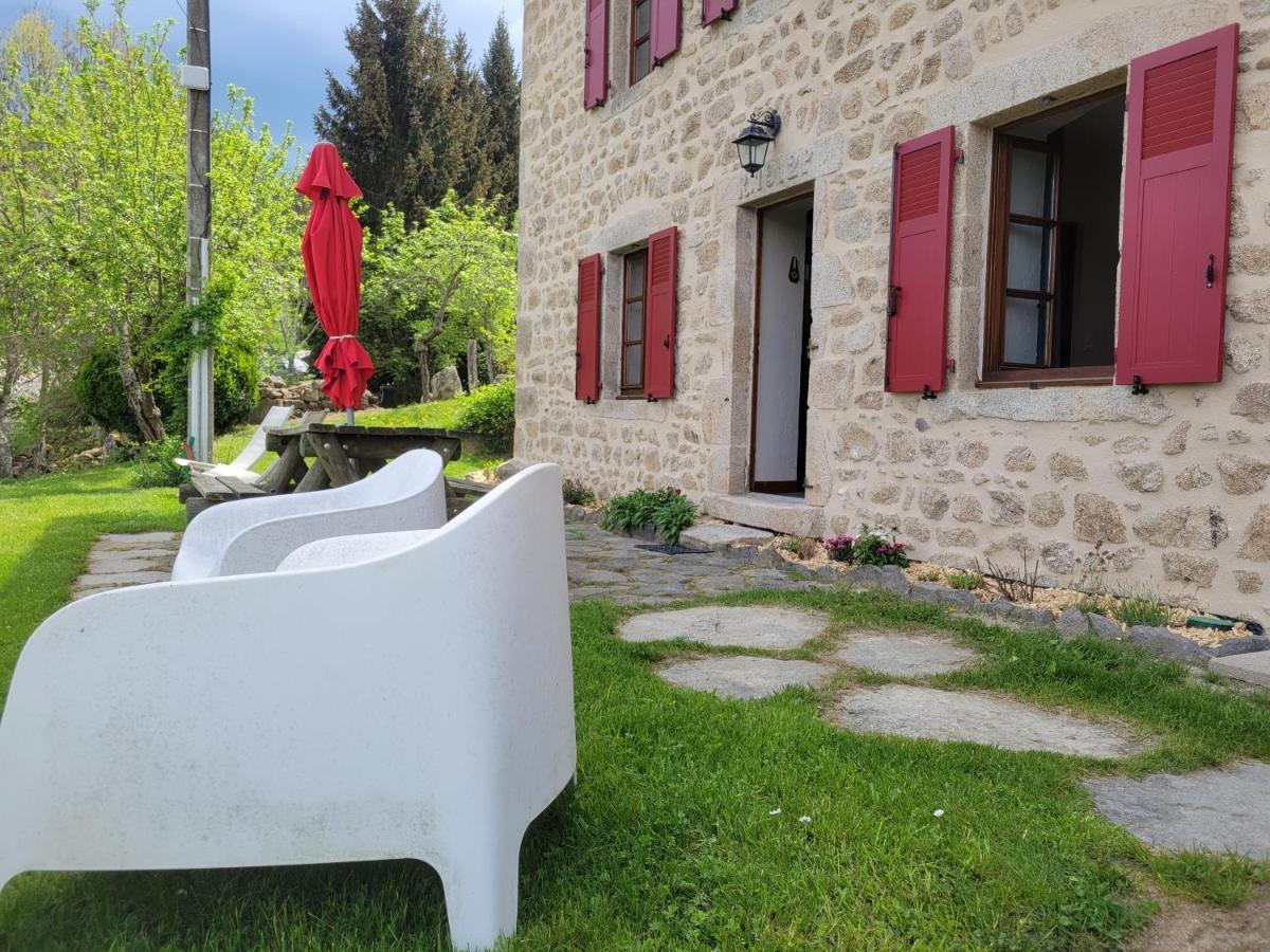 Se Reconnecter A La Nature Au Gite 3 Etoiles De Montager A Saint Andre De Chalencon Экстерьер фото